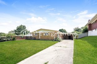 4434 Reading Rd - Photo 1 of 1