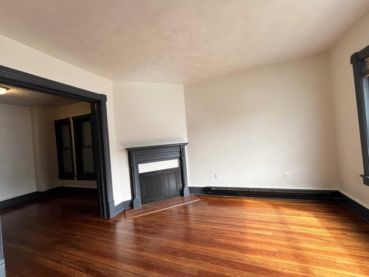 238 N Raleigh St - Photo 2 of 11