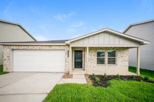 featured image of 15661 Briar Forest Dr