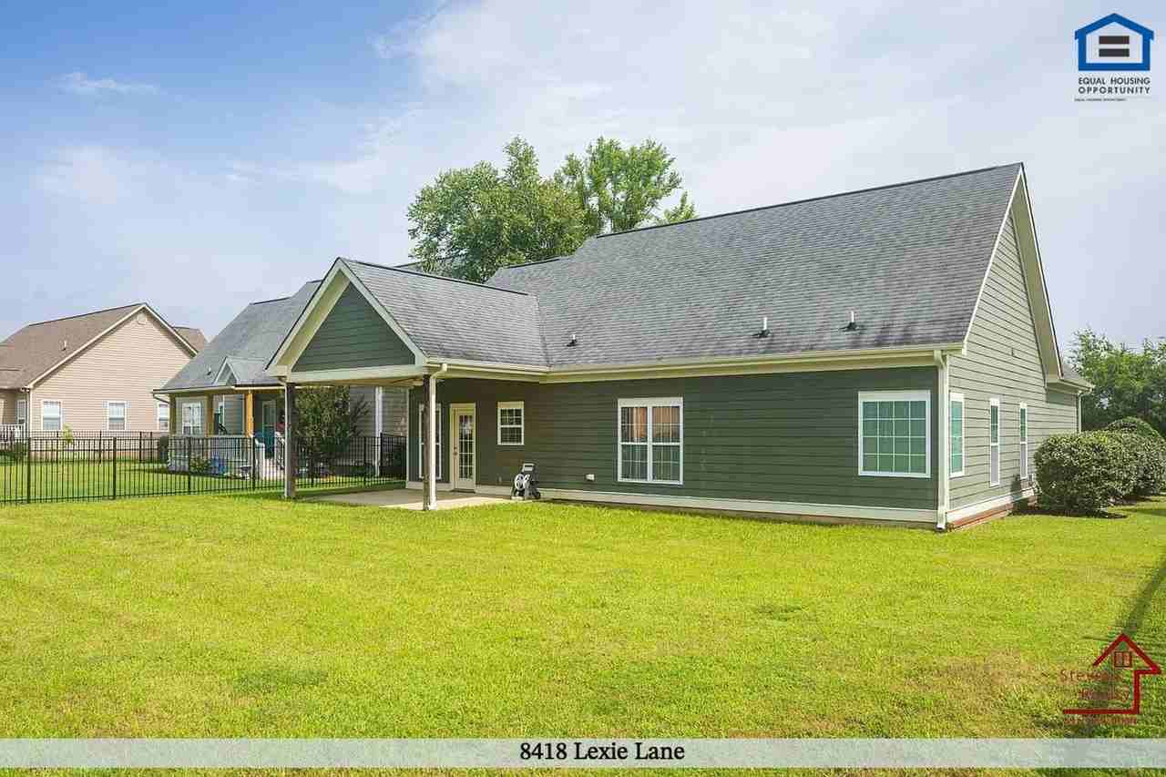 8418 Lexie Ln - Photo 2 of 32