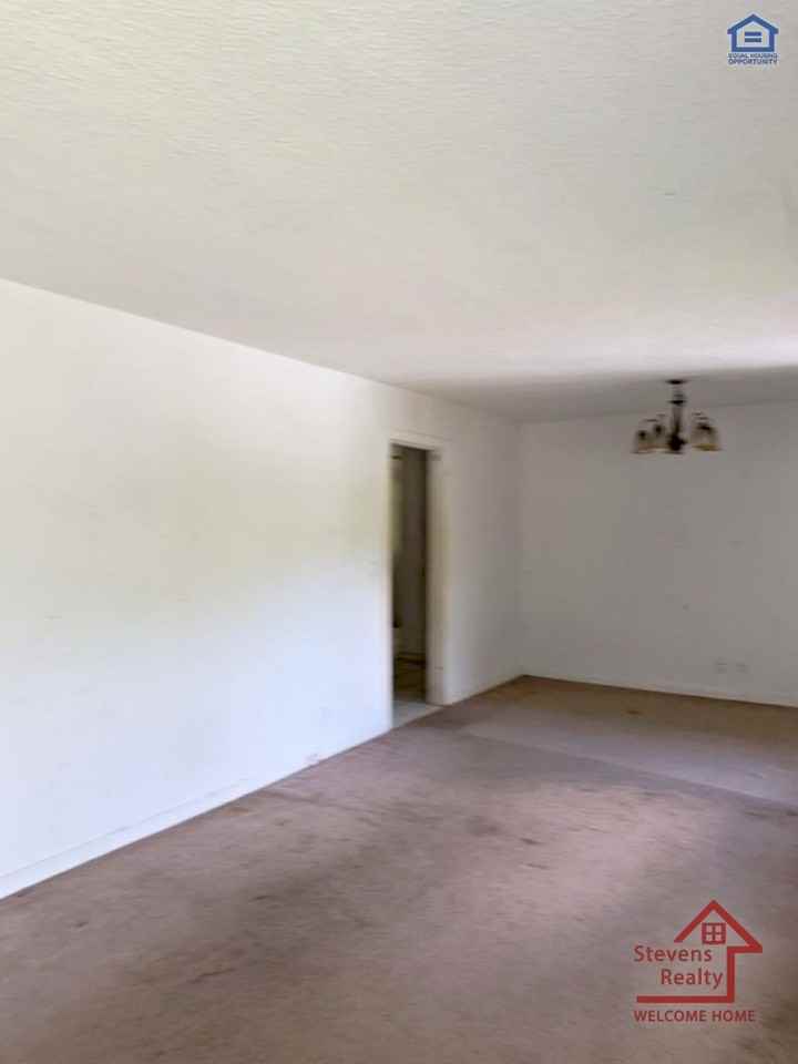 409 Donaldson Rd - Photo 6 of 12
