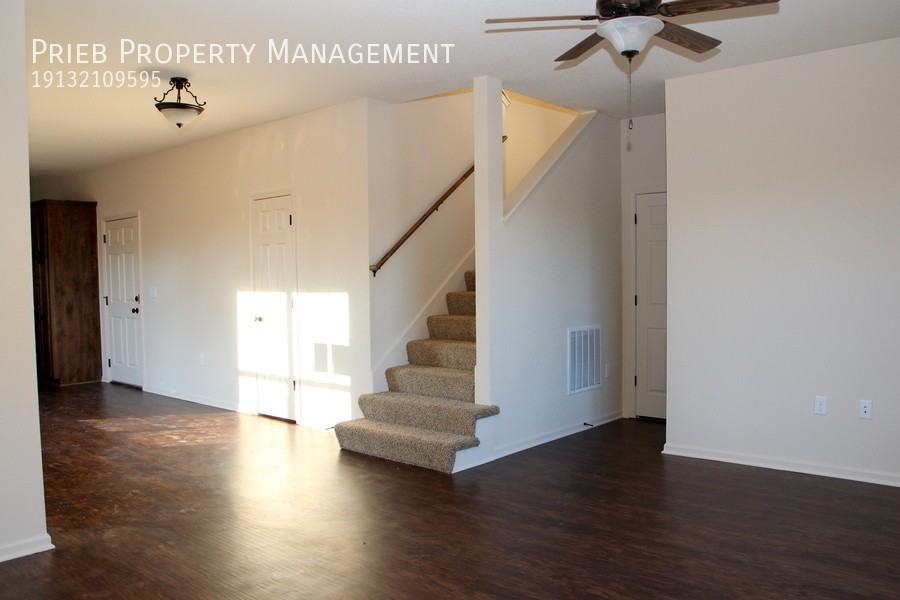 21942 W 125th Pl #10 - Photo 3 of 18