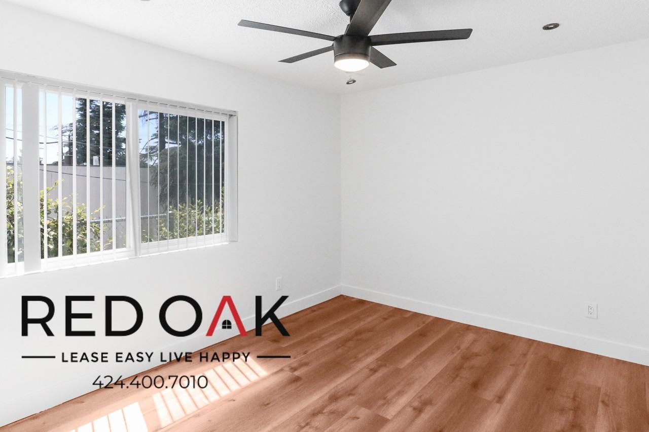 13910 Sayre St #2 - Photo 3 of 18