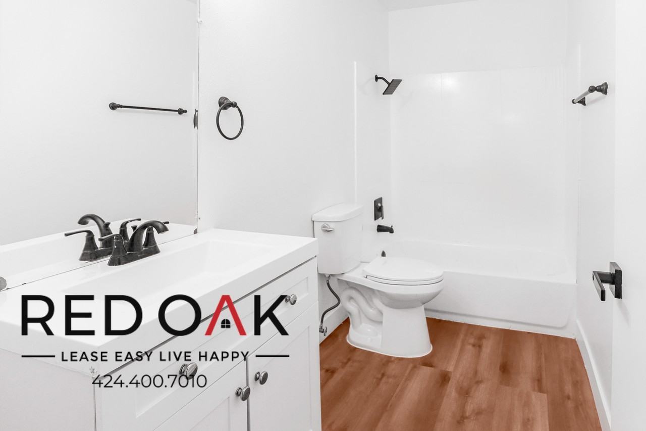 13910 Sayre St #2 - Photo 7 of 18