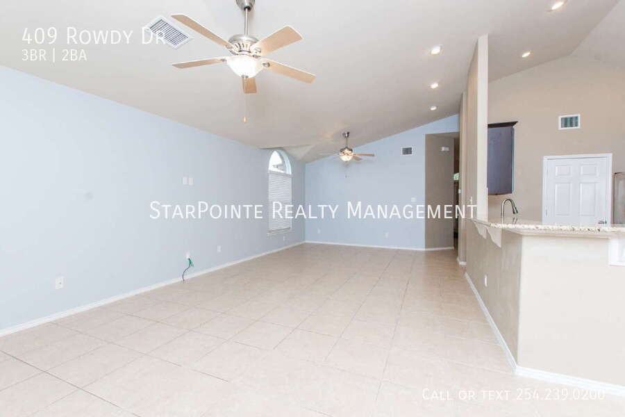 409 Rowdy Dr - Photo 6 of 26