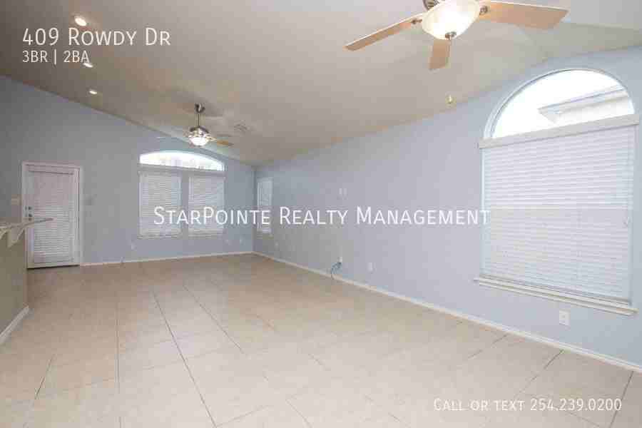 409 Rowdy Dr - Photo 7 of 26