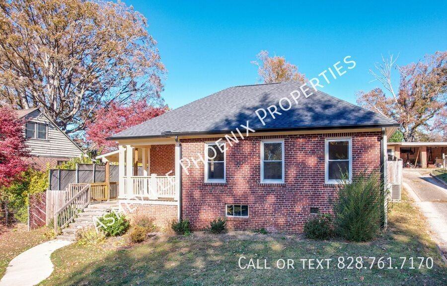 8 Enka Oak St