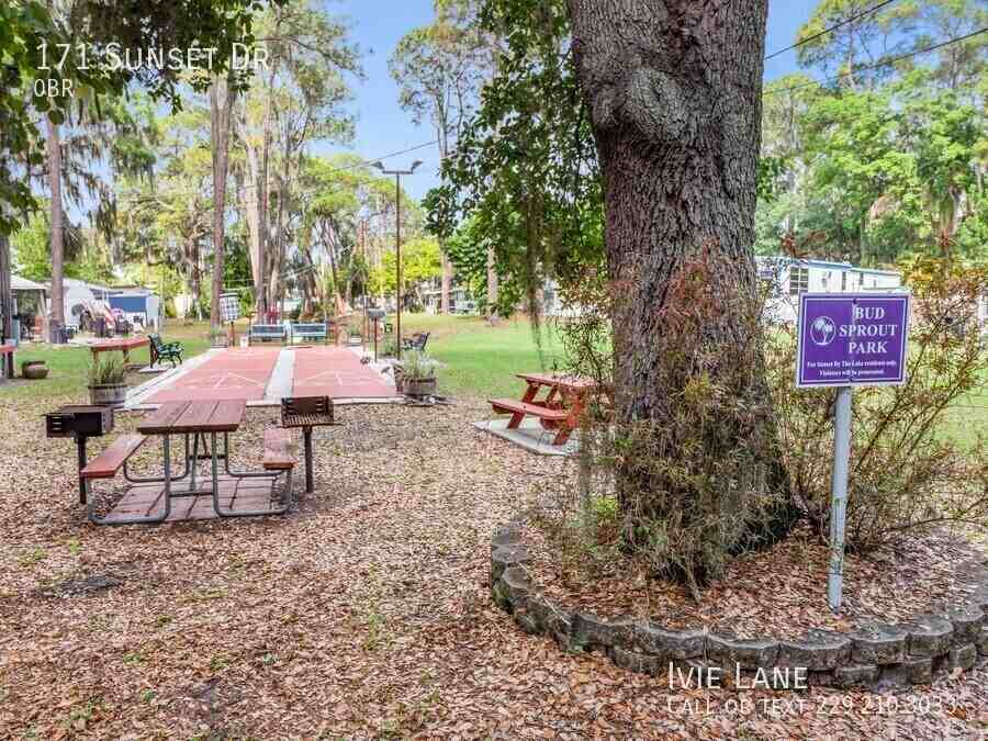 171 Sunset Dr - Photo 3 of 18