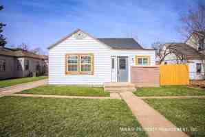 featured image of 2222 27th St