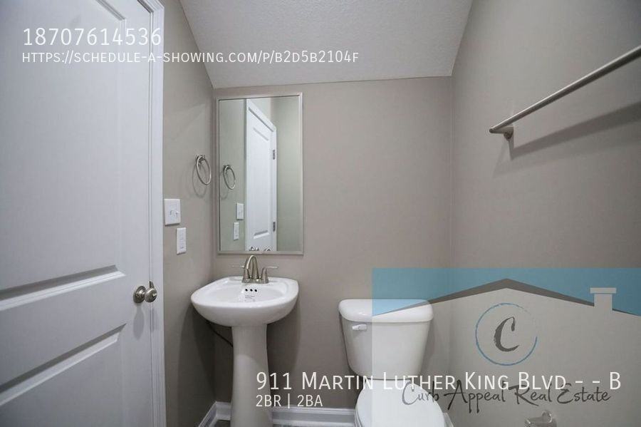 911 Martin Luther King Blvd - #B - Photo 2 of 50