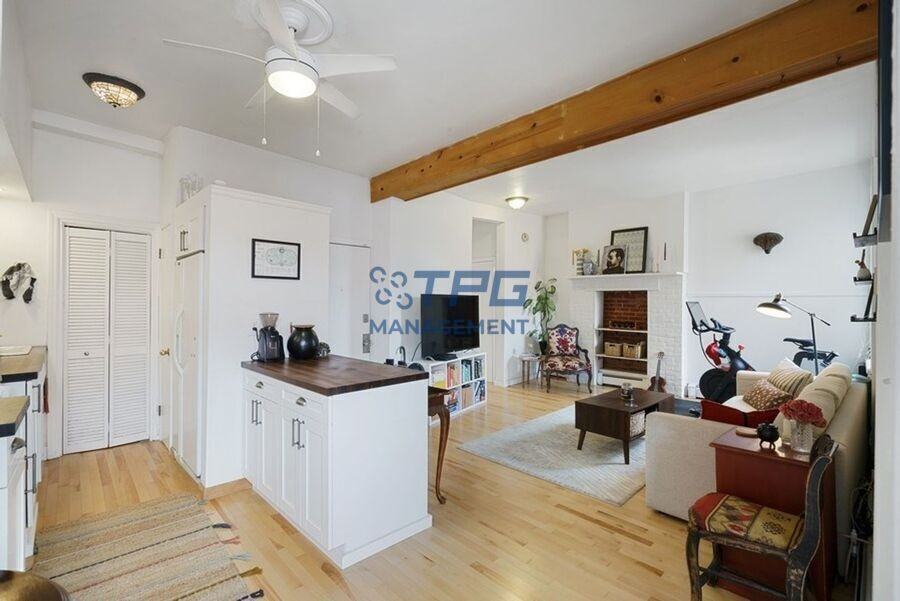 234 9th St #6 - Photo 6 of 12