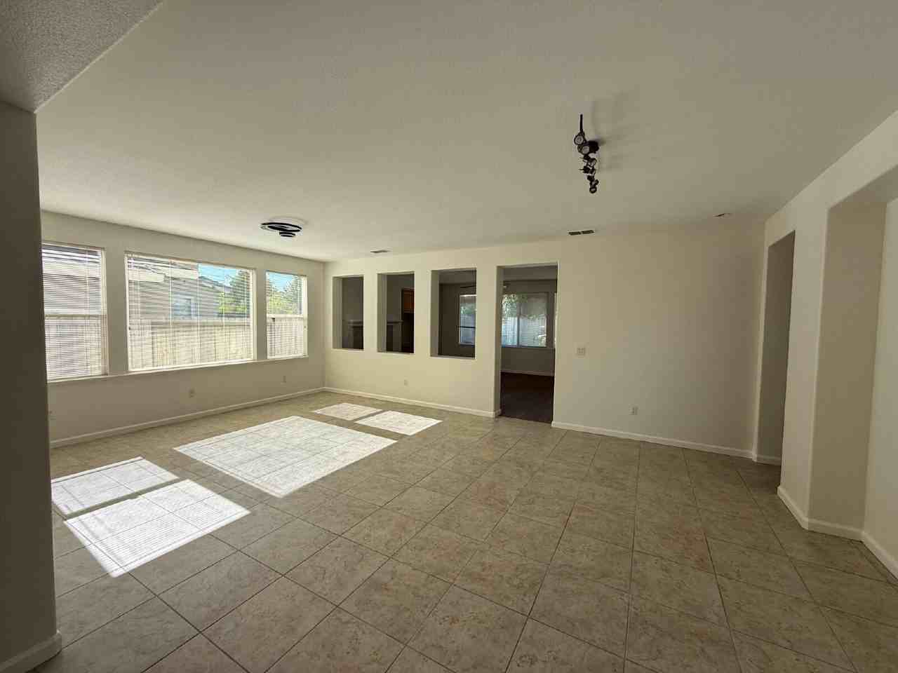 3419 Mas Amilos Way - Photo 2 of 17