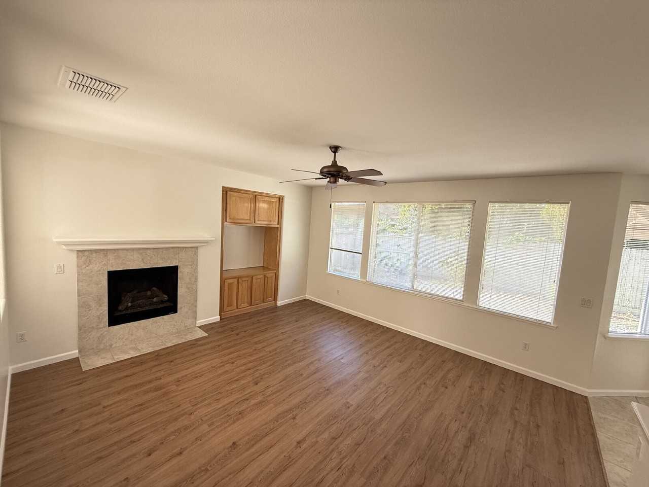 3419 Mas Amilos Way - Photo 3 of 17