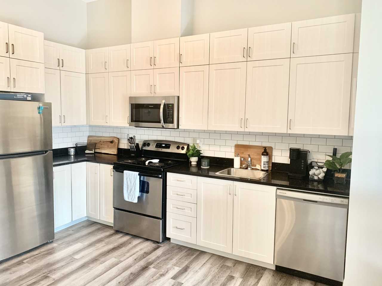 501 Frontenac Street 512 - Photo 5 of 29