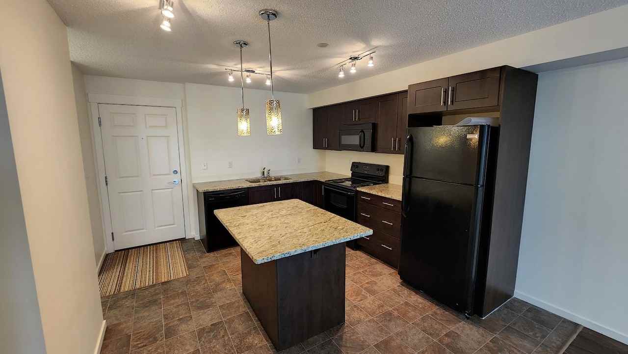 755 Copperpond Boulevard Southeast 1308 - Photo 6 of 16