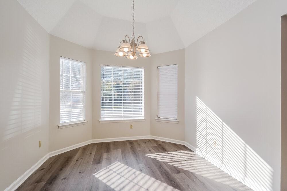 8334 Regal Bend Dr - Photo 6 of 16