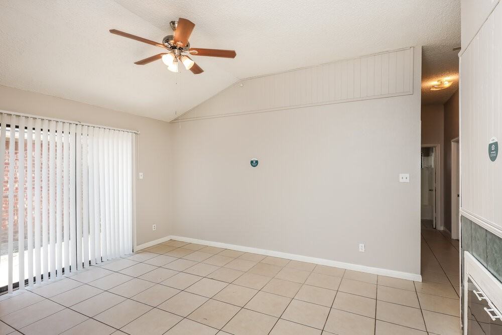 1416 Horncastle St - Photo 5 of 16
