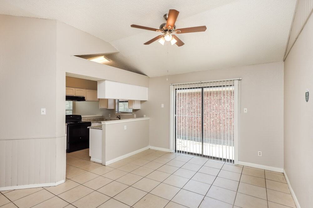 1416 Horncastle St - Photo 6 of 16