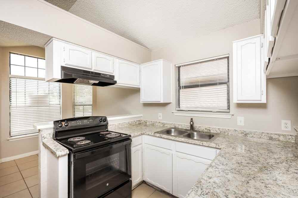 1416 Horncastle St - Photo 7 of 16
