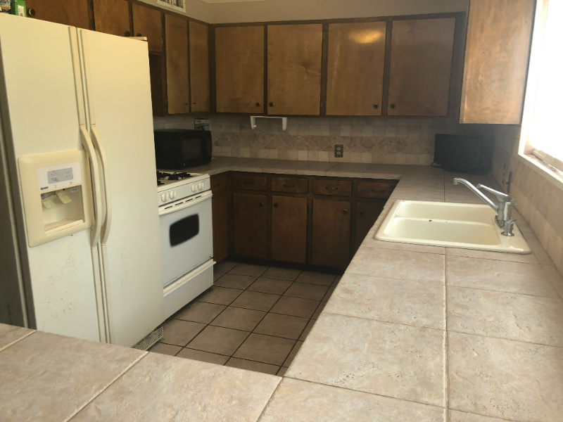 1002 Chris Cir - Photo 6 of 15
