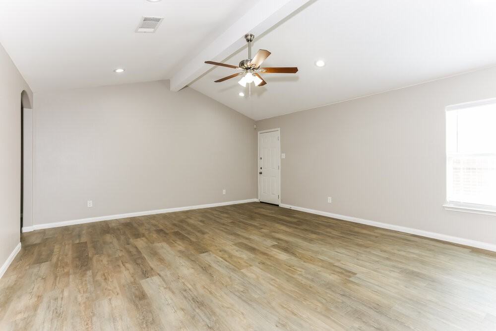 10041 Silent Hollow Dr - Photo 4 of 19