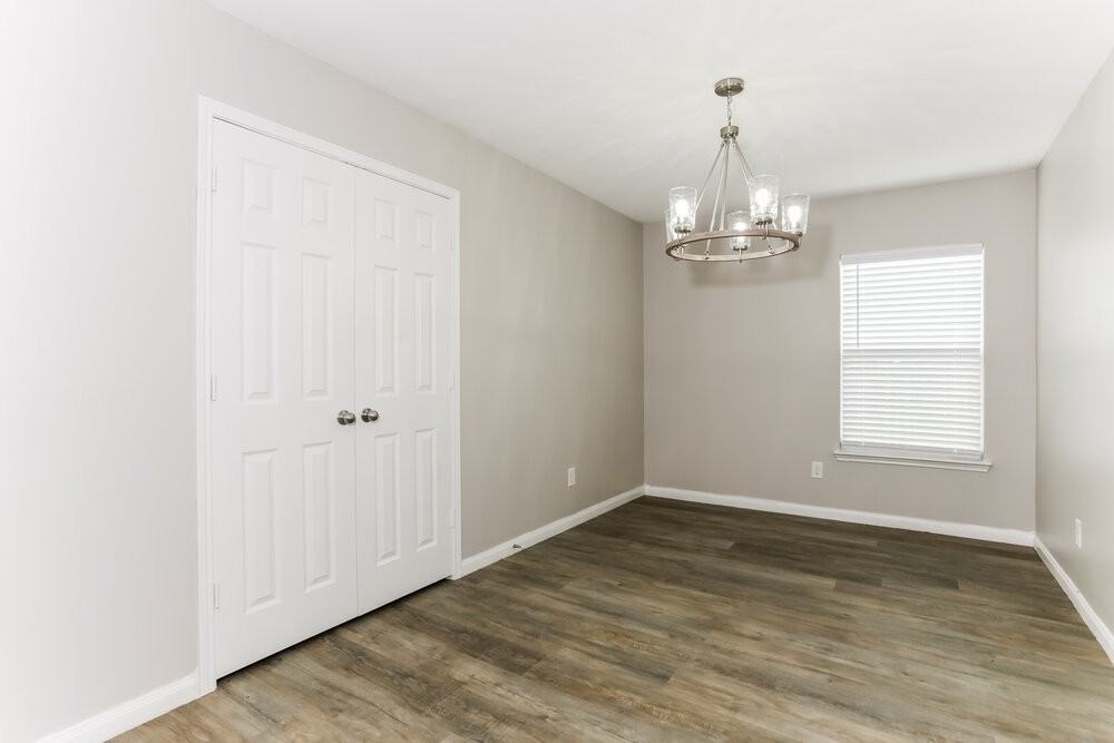 10041 Silent Hollow Dr - Photo 7 of 19