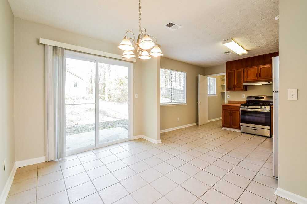 2464 Hewatt Rd - Photo 7 of 19