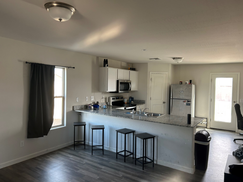 135 E Impala Pl - Photo 5 of 7