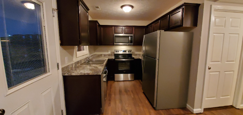 2002 Brooklyn Blvd #3 - Photo 4 of 18