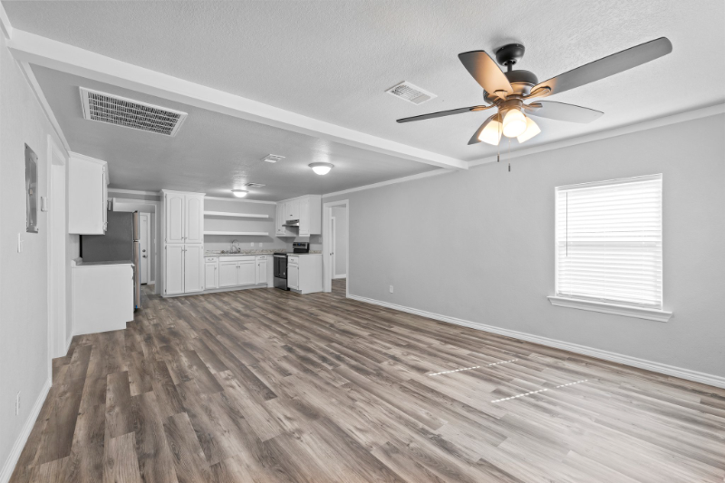 133 W 13th Ave #A - Photo 3 of 28