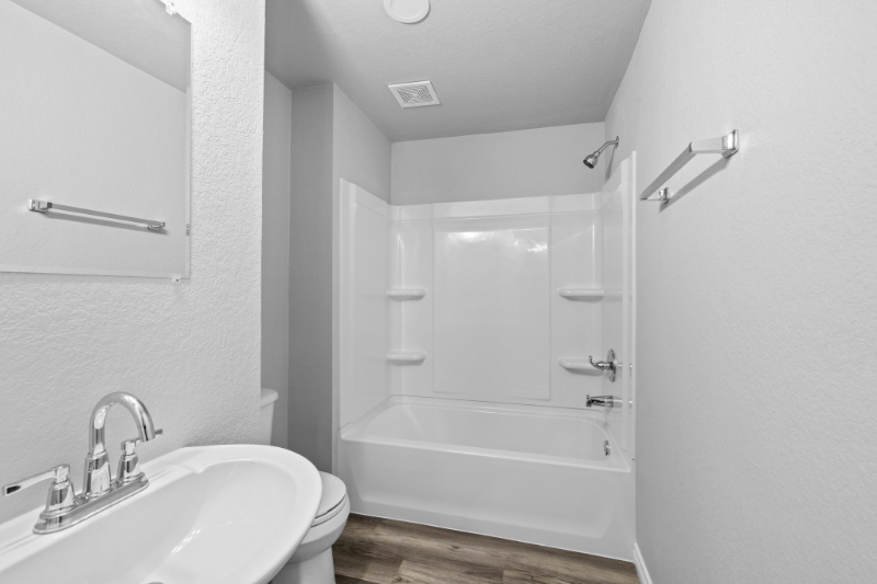 133 W 13th Ave #A - Photo 7 of 28