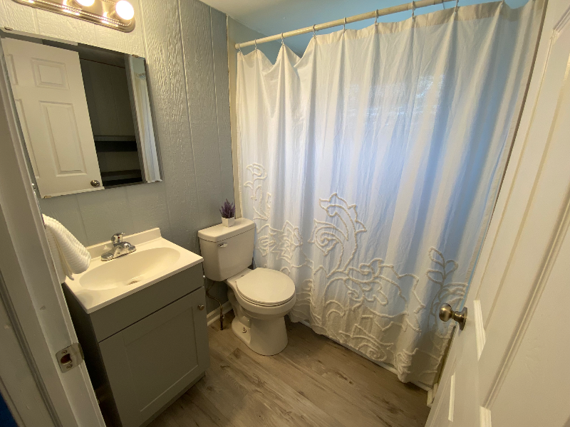 1198 Washington St - Photo 4 of 5