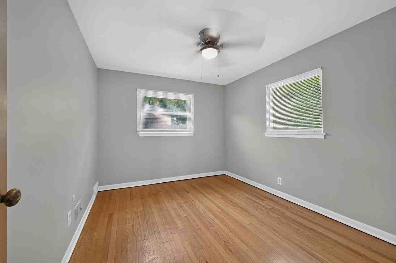 1141 Waukegan Rd - Photo 6 of 13