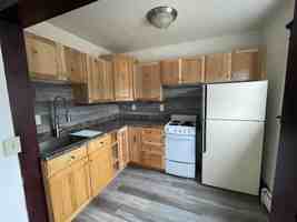 featured image of 413 W Michigan Ave #5