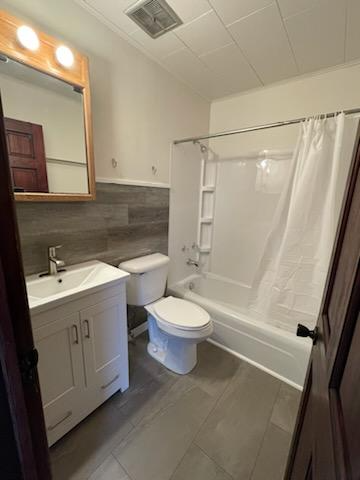 413 W Michigan Ave #5 - Photo 2 of 5