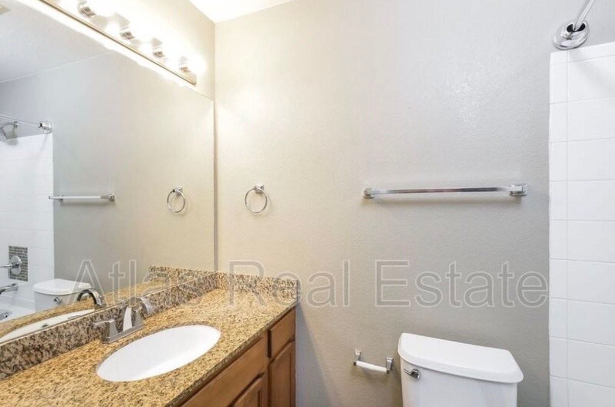 5728 E 127th Ave - Photo 2 of 15