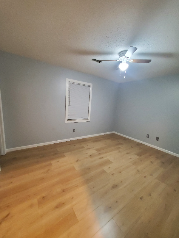 328 Garden Acres Way - Photo 3 of 8