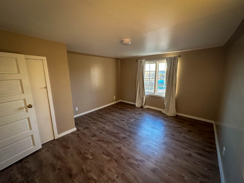 1606 Indian Creek Frontage Rd - Photo 5 of 16