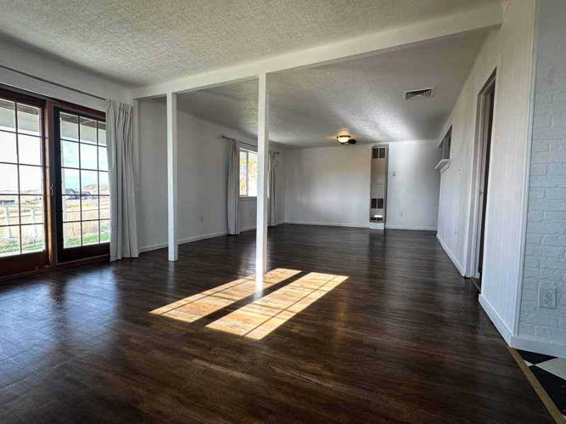 1606 Indian Creek Frontage Rd - Photo 6 of 16
