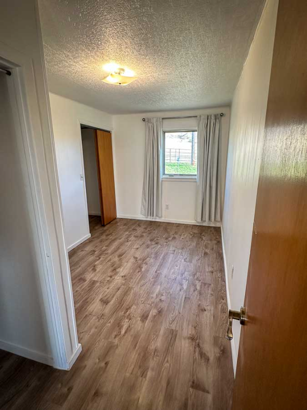 1606 Indian Creek Frontage Rd - Photo 7 of 16