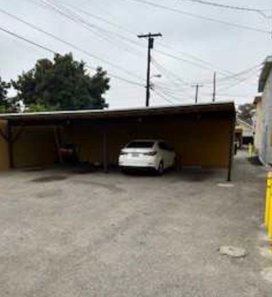 7727 Walker Ave #B - Photo 7 of 9