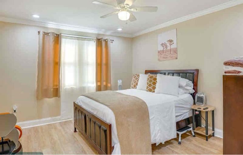 2 1Private Bedroom Private Bathroom Utilities Includ - Photo 3 of 13