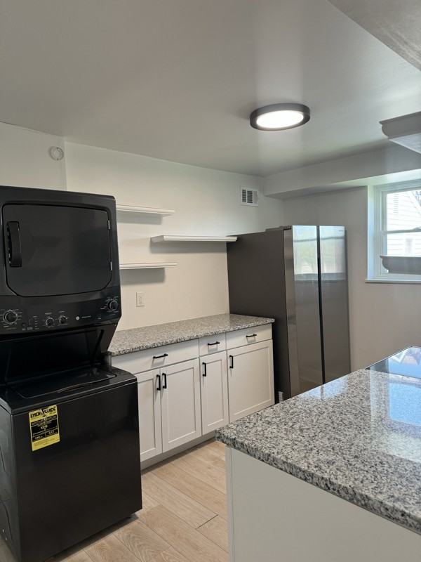 1415 Columbus Ave #B - Photo 2 of 8