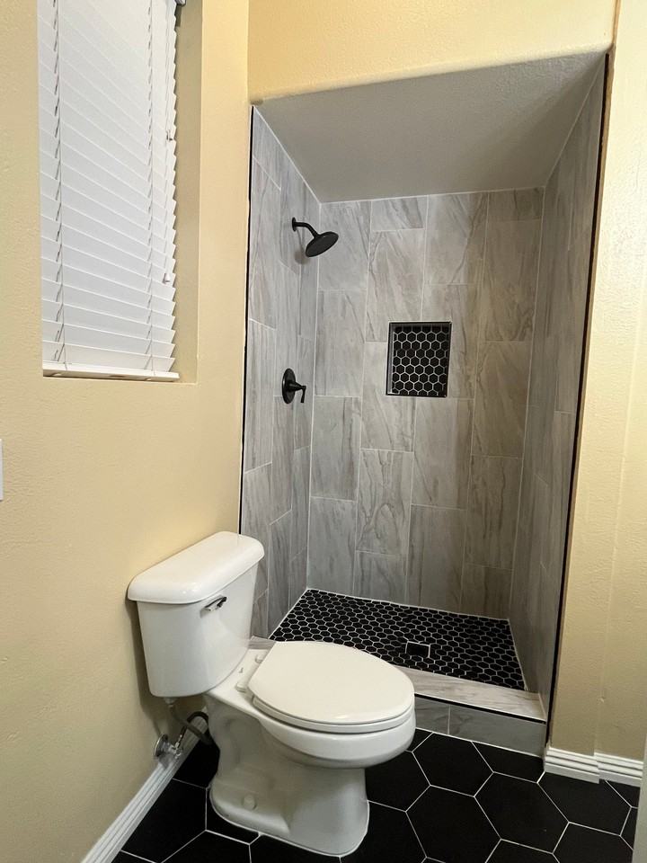 8089 Villa Del Cielo St - Photo 3 of 6