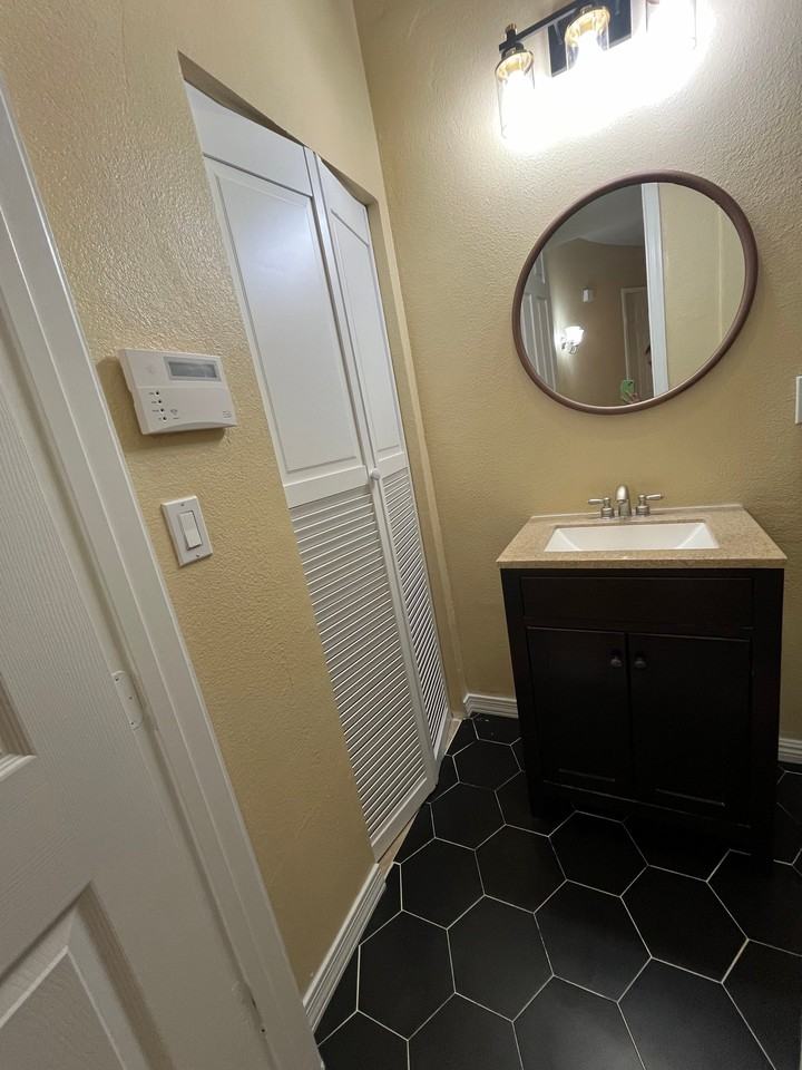 8089 Villa Del Cielo St - Photo 4 of 6