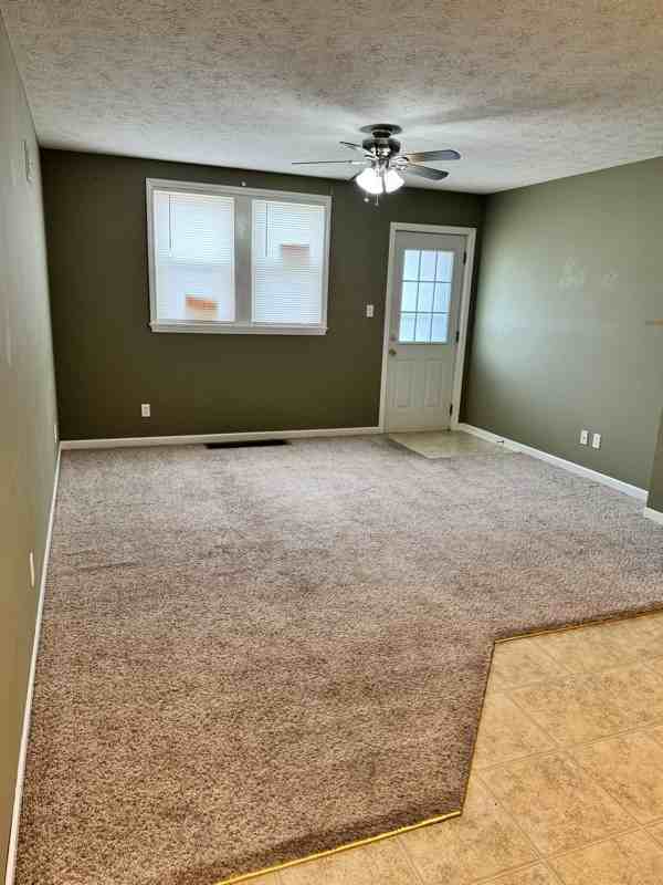 630 N Chestnut St #3 - Photo 2 of 12