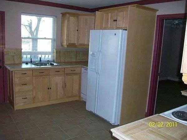 3608 Ne 44th St #8 - Photo 4 of 7