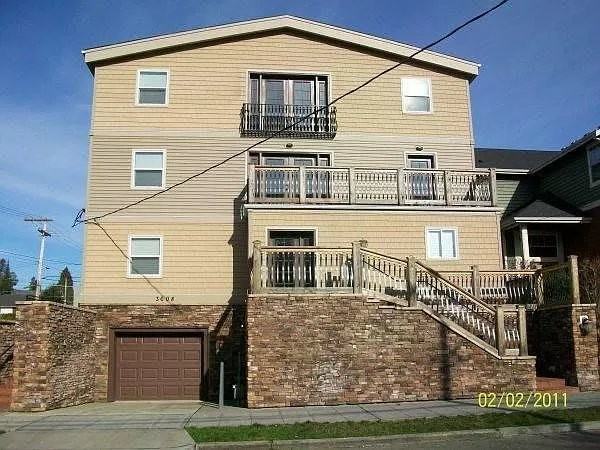 3608 Ne 44th St #8 - Photo 7 of 7