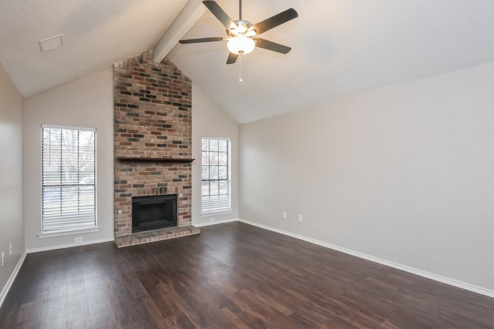 2241 Collier Ct - Photo 5 of 17