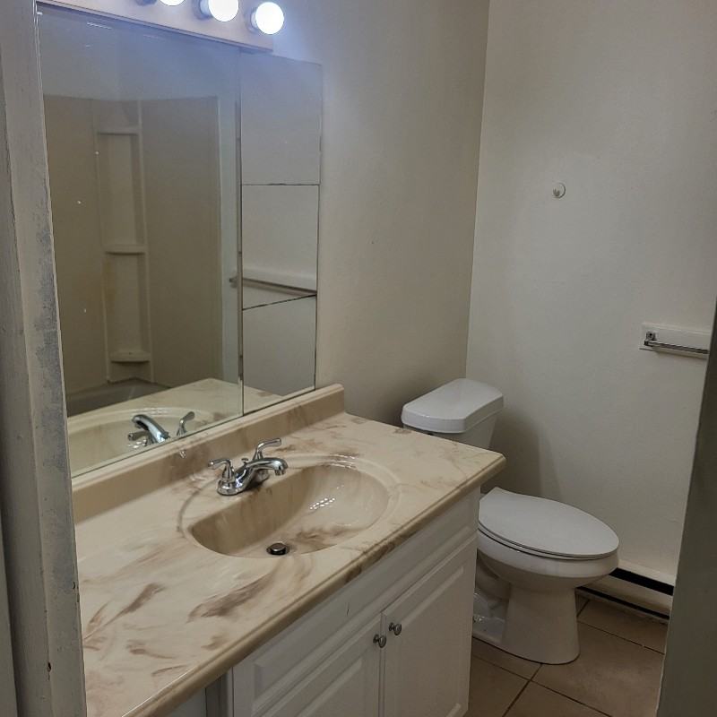 1003 Colonial Dr #2 - Photo 5 of 7